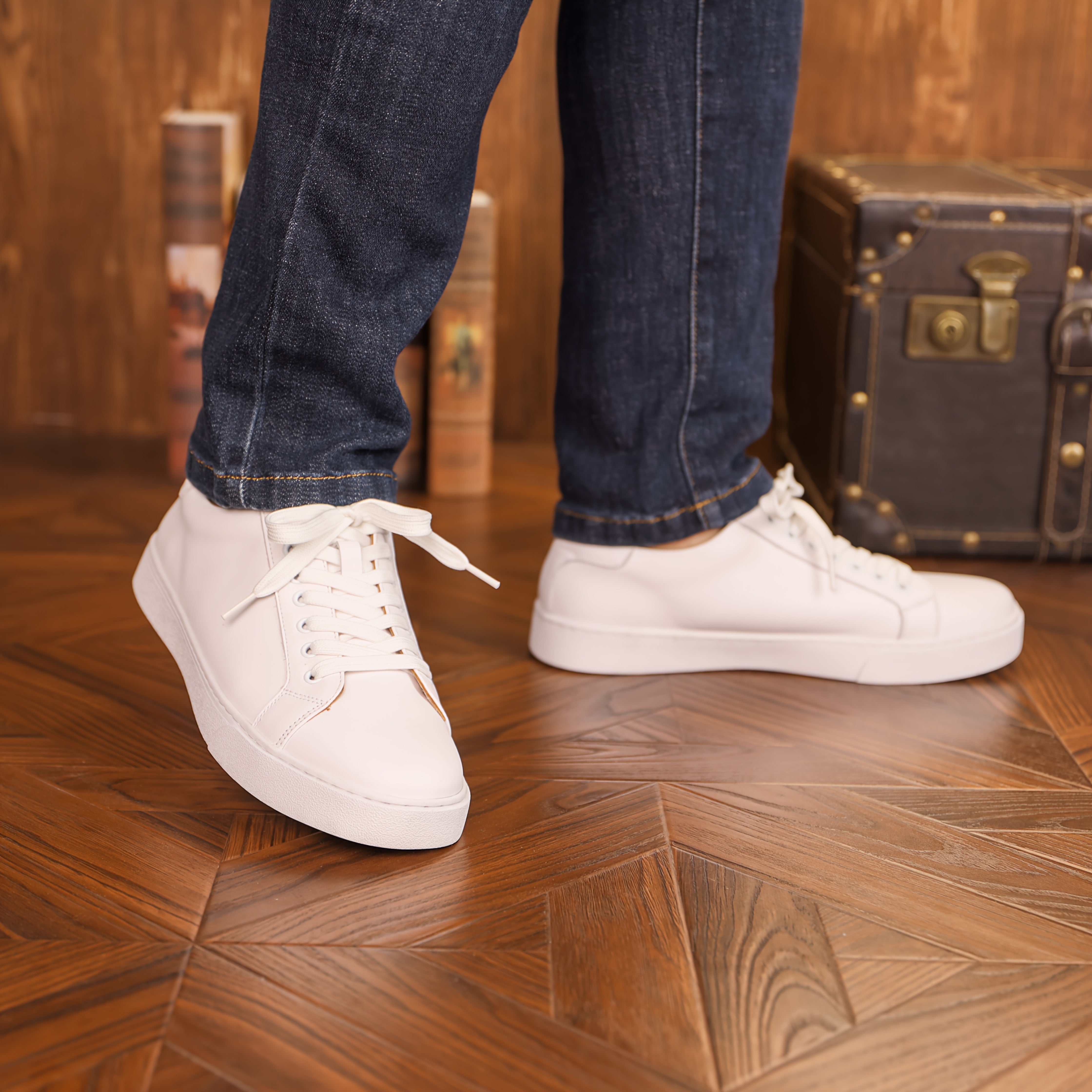 Sapatos Baixos em Couro para Homens